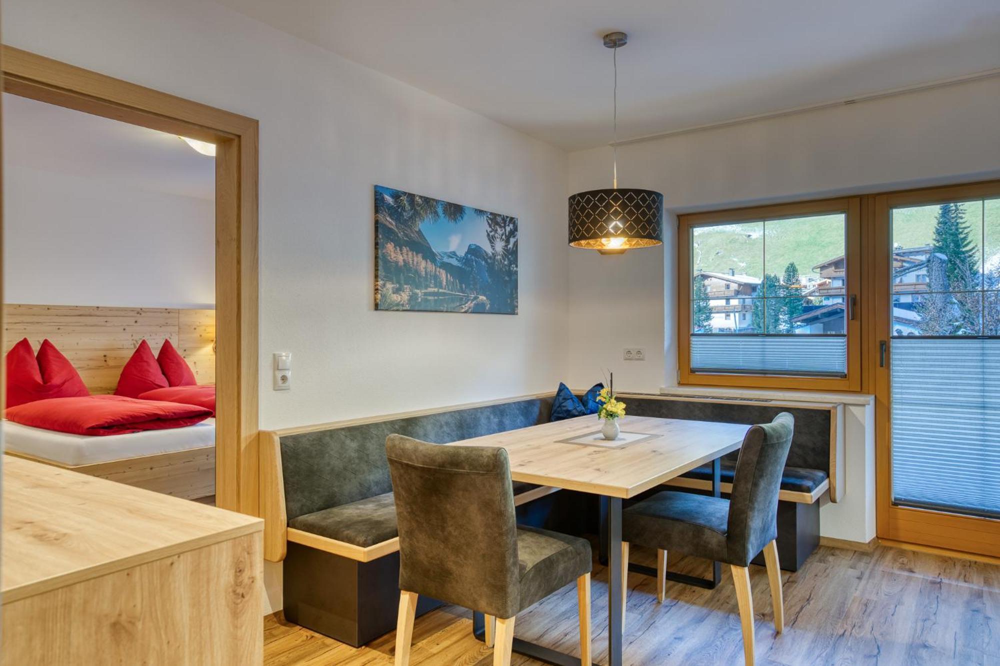 Alpenrose Tux Apartment ภายนอก รูปภาพ