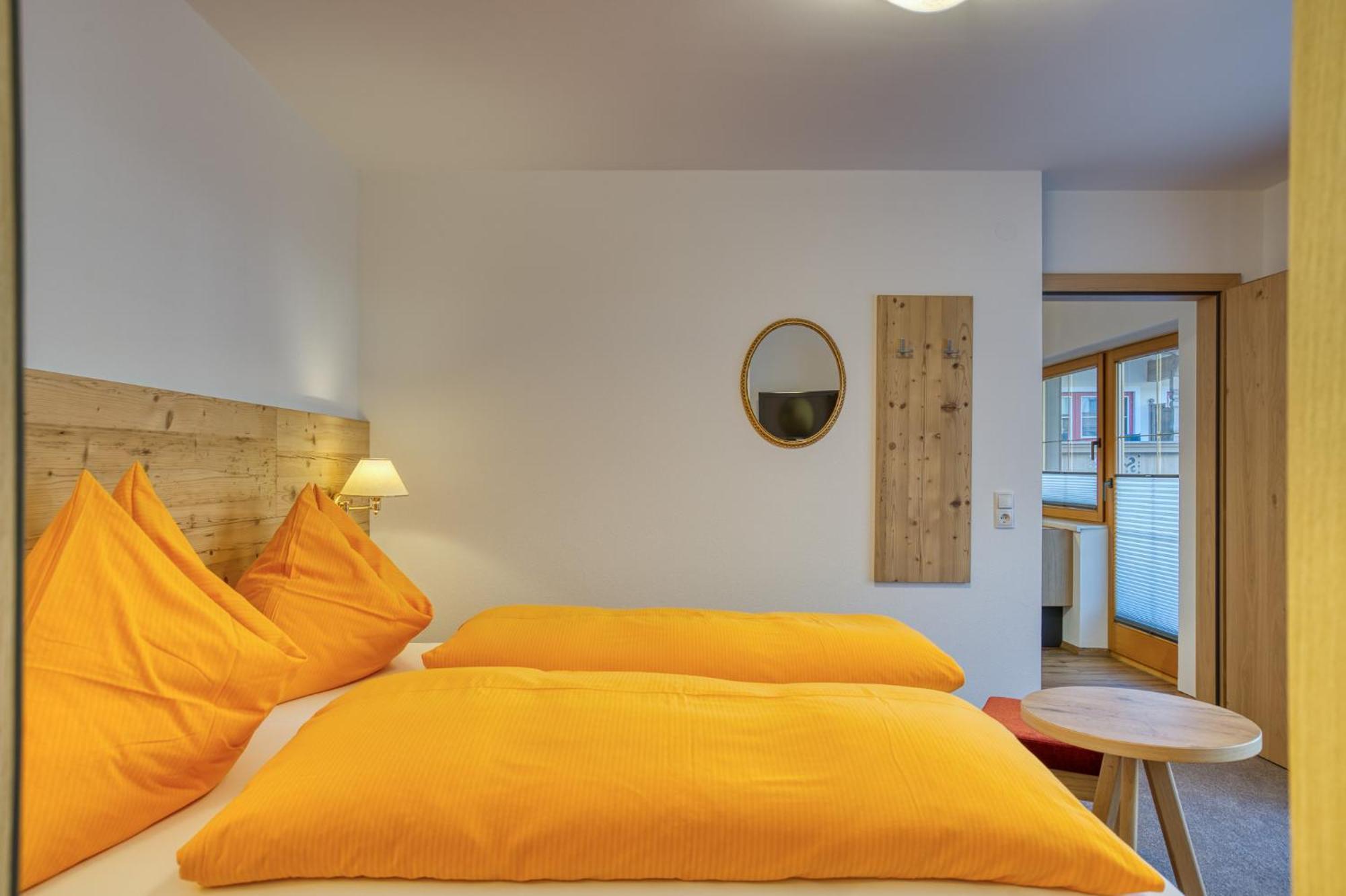 Alpenrose Tux Apartment ภายนอก รูปภาพ