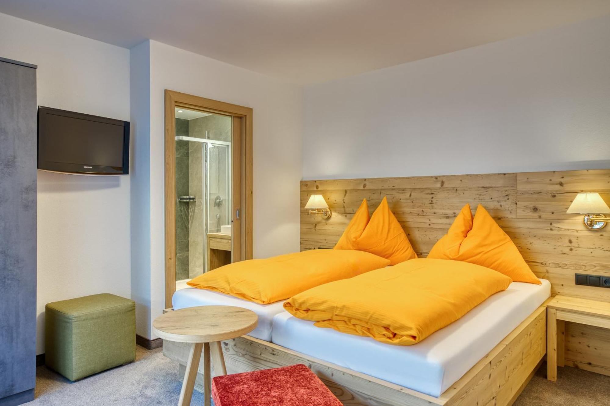 Alpenrose Tux Apartment ภายนอก รูปภาพ