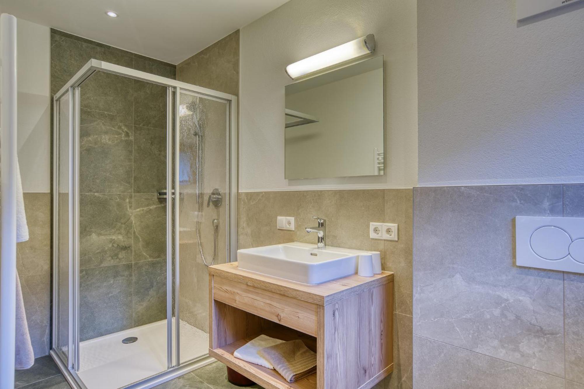 Alpenrose Tux Apartment ภายนอก รูปภาพ
