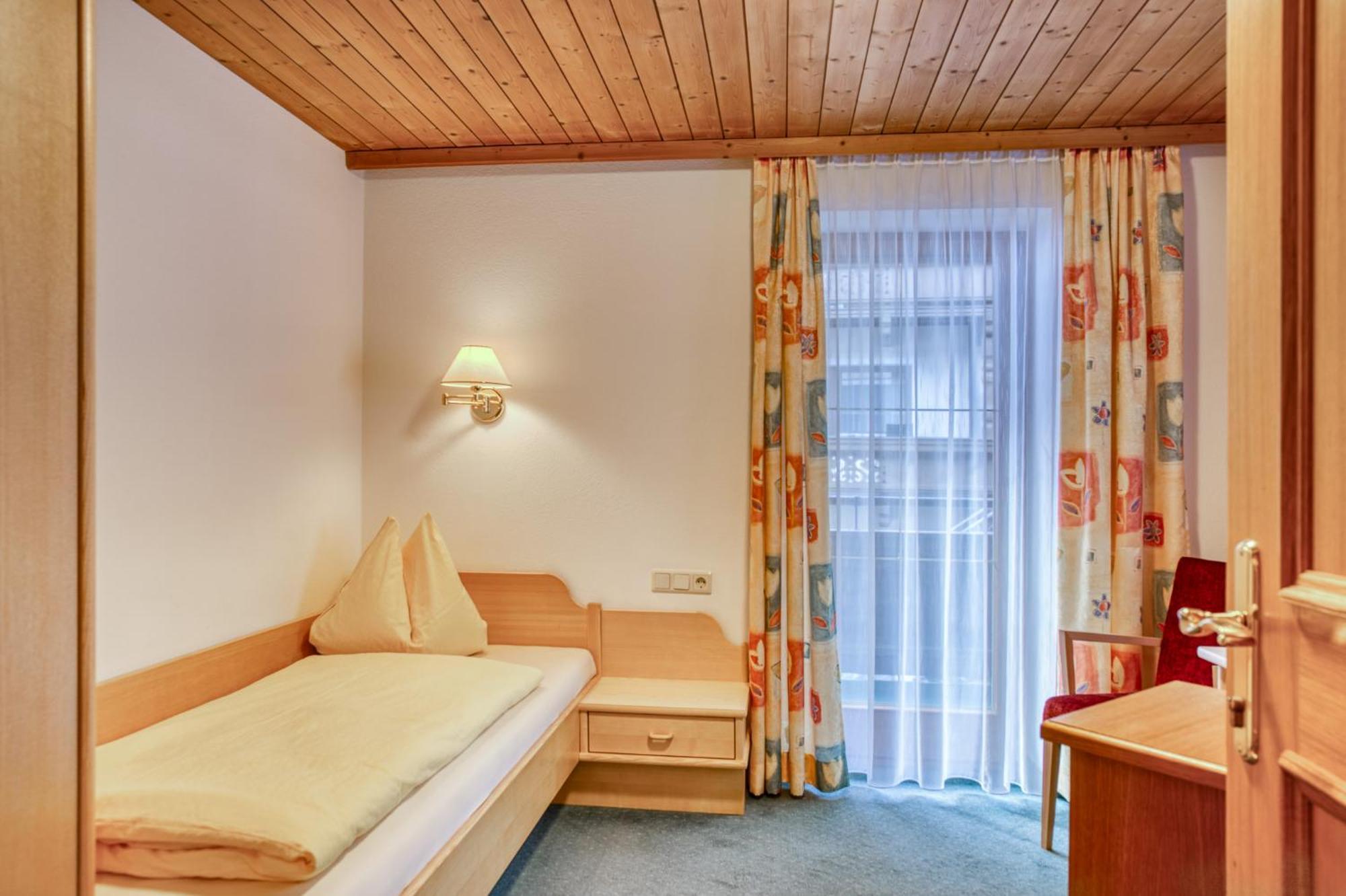 Alpenrose Tux Apartment ภายนอก รูปภาพ